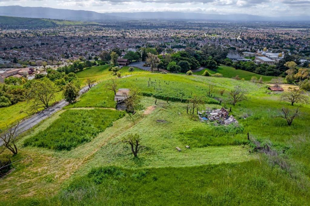 Chaboya Rd, San Jose, CA 95148