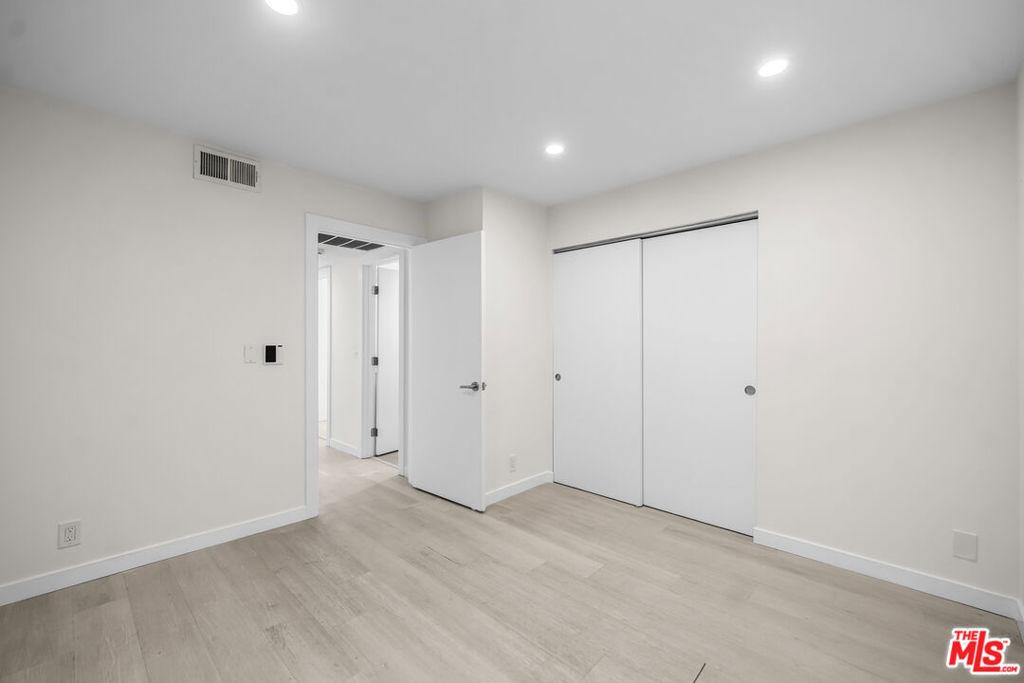 S Swall Dr, Los Angeles, CA 90048
