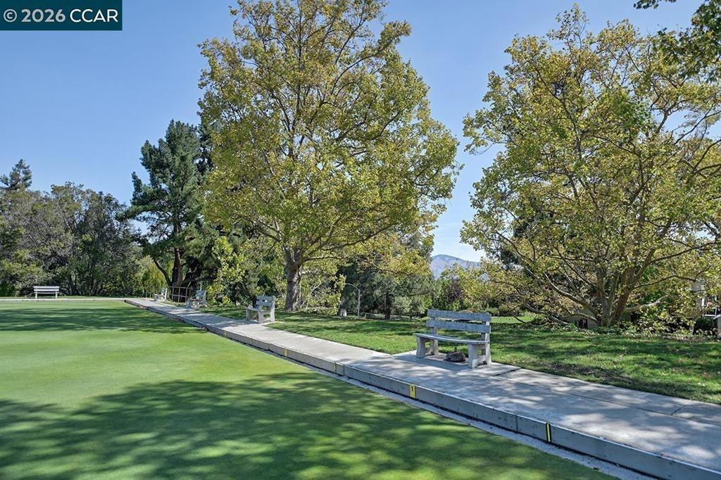 Pine Knoll Dr, Walnut Creek, CA 94595