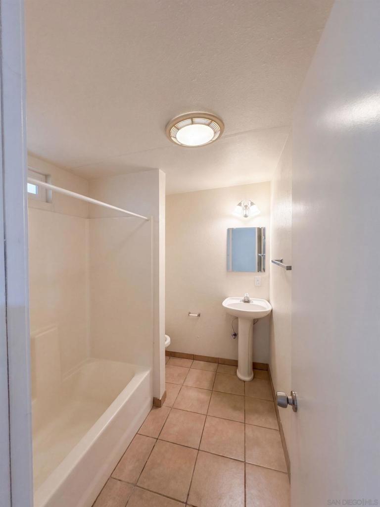 Grandon Ave, San Marcos, CA 92078