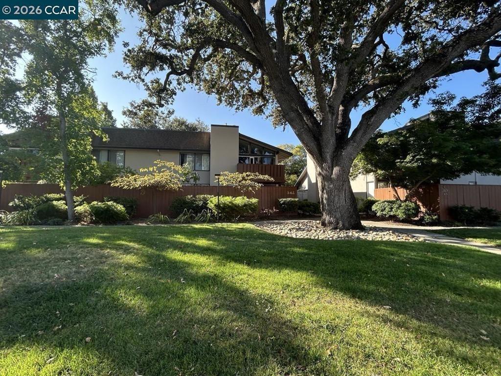 Massolo Dr, Pleasant Hill, CA 94523