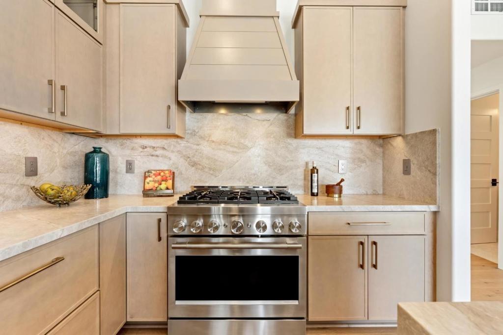 Seafoam Ave, Monterey, CA 93940