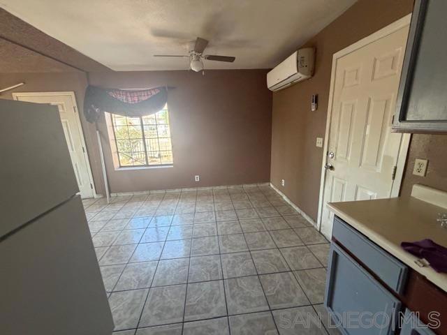 Lopez Ct, Calexico, CA 92231