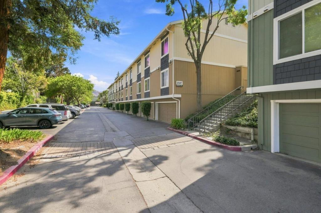 Easton Ln, San Jose, CA 95133