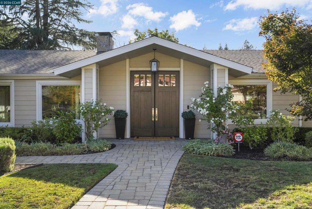 Roundhill Rd, Alamo, CA 94507