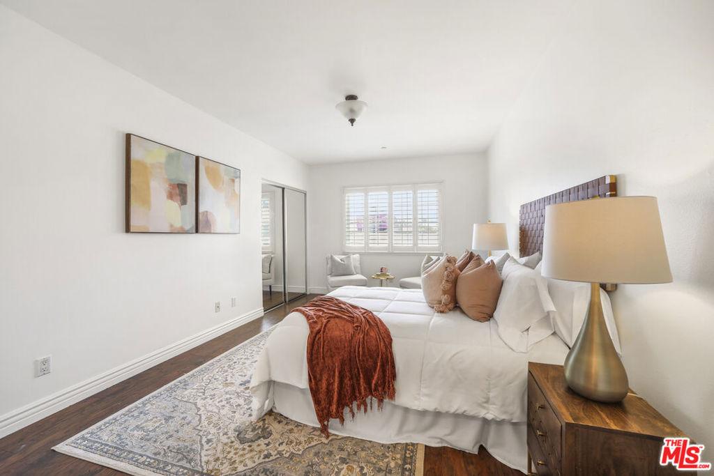 Rexford Dr, Los Angeles, CA 90035
