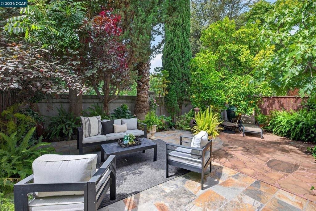 Creekside Dr, San Ramon, CA 94583