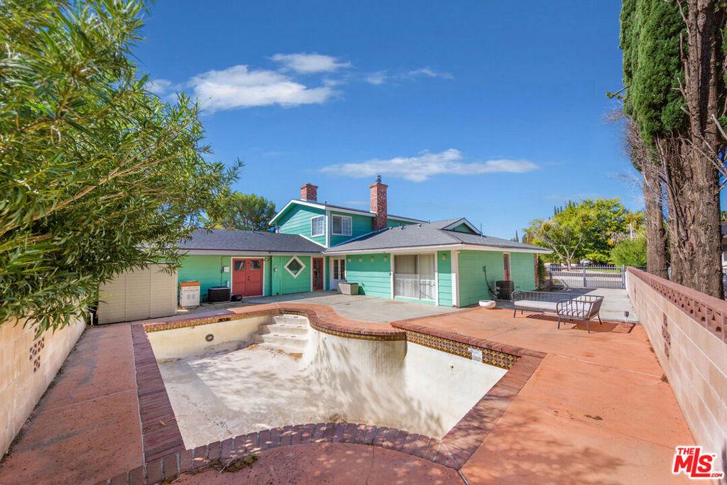 Makin Ave, Palmdale, CA 93551