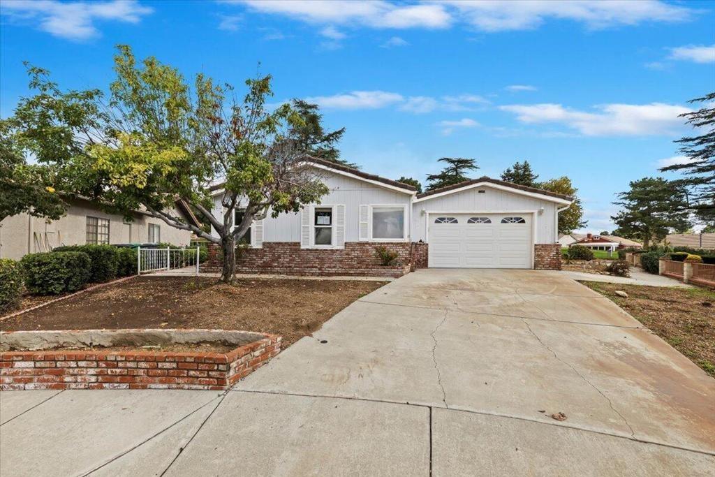 Lincoln Pl, Cherry Valley, CA 92223