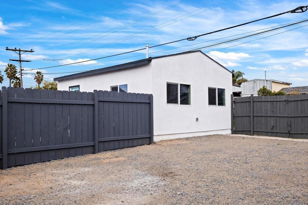 Colfax Dr, Lemon Grove, CA 91945