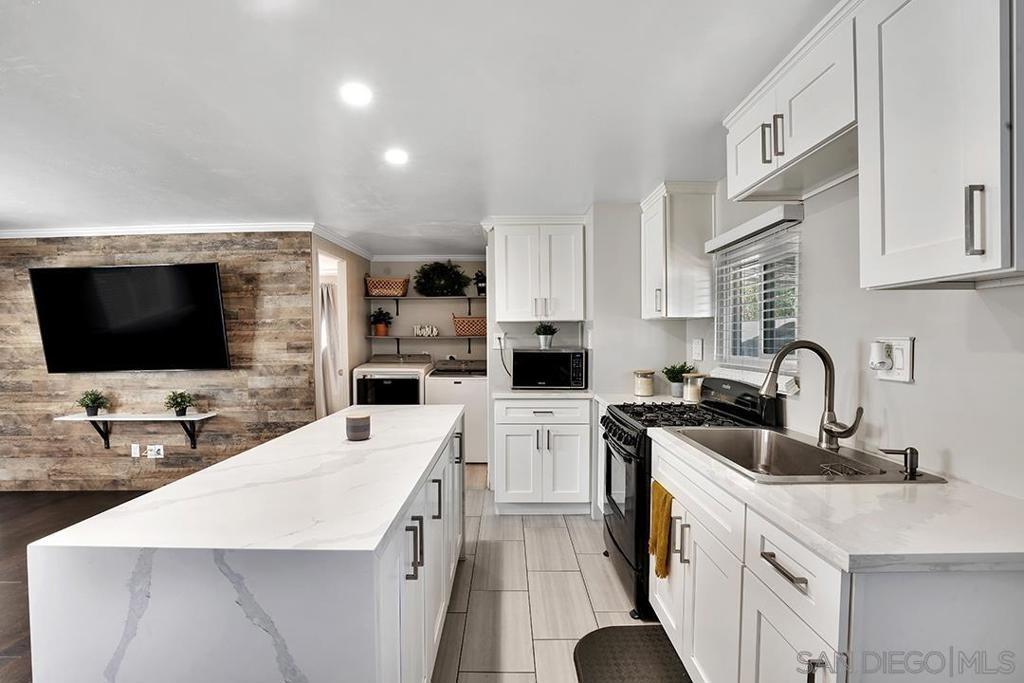 Rios Canyon Rd, El Cajon, CA 92021