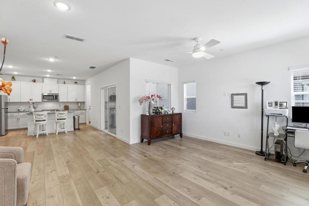 Coal Creek Way, Rancho Cordova, CA 95742