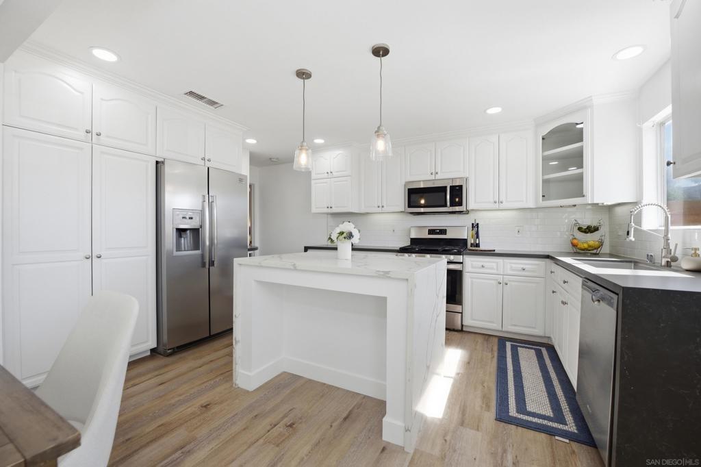 Paula St, La Mesa, CA 91941