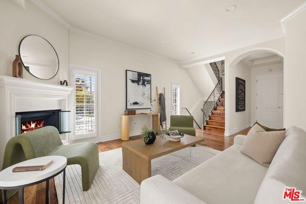 S Barrington Ave, Los Angeles, CA 90025