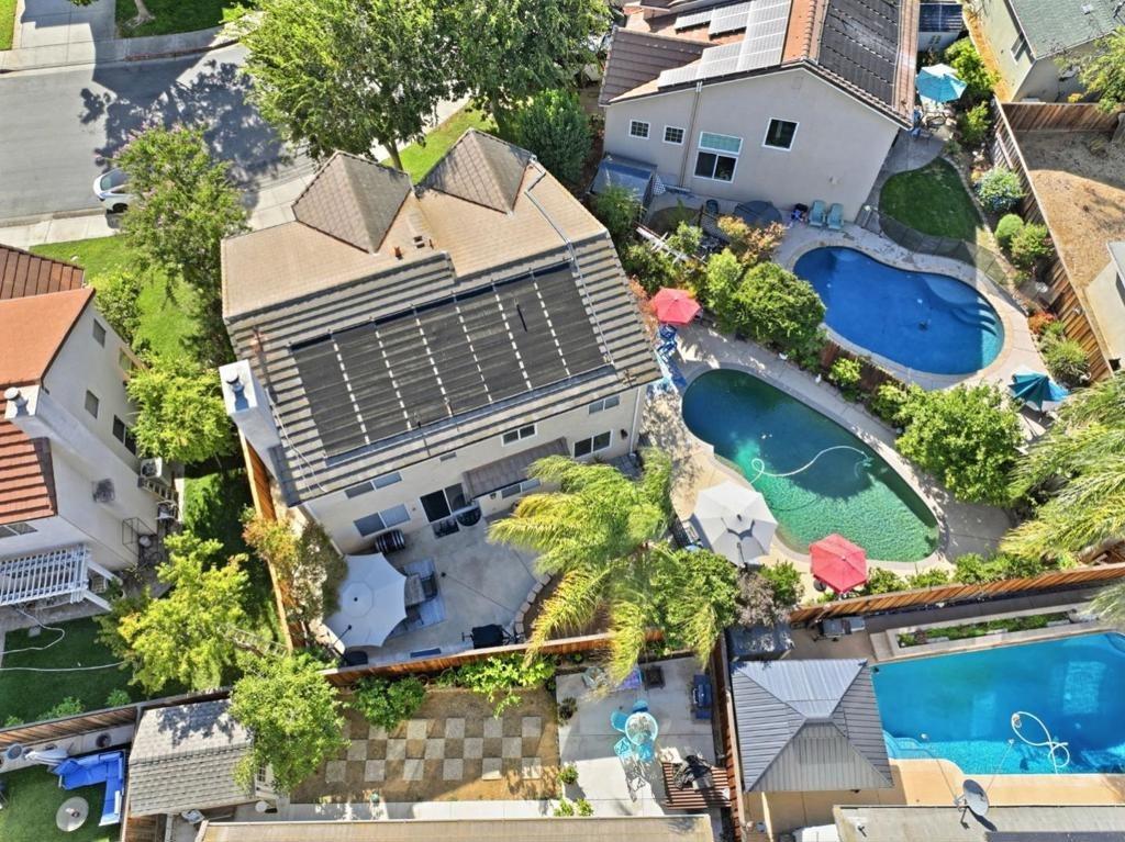 Floral St, Gilroy, CA 95020