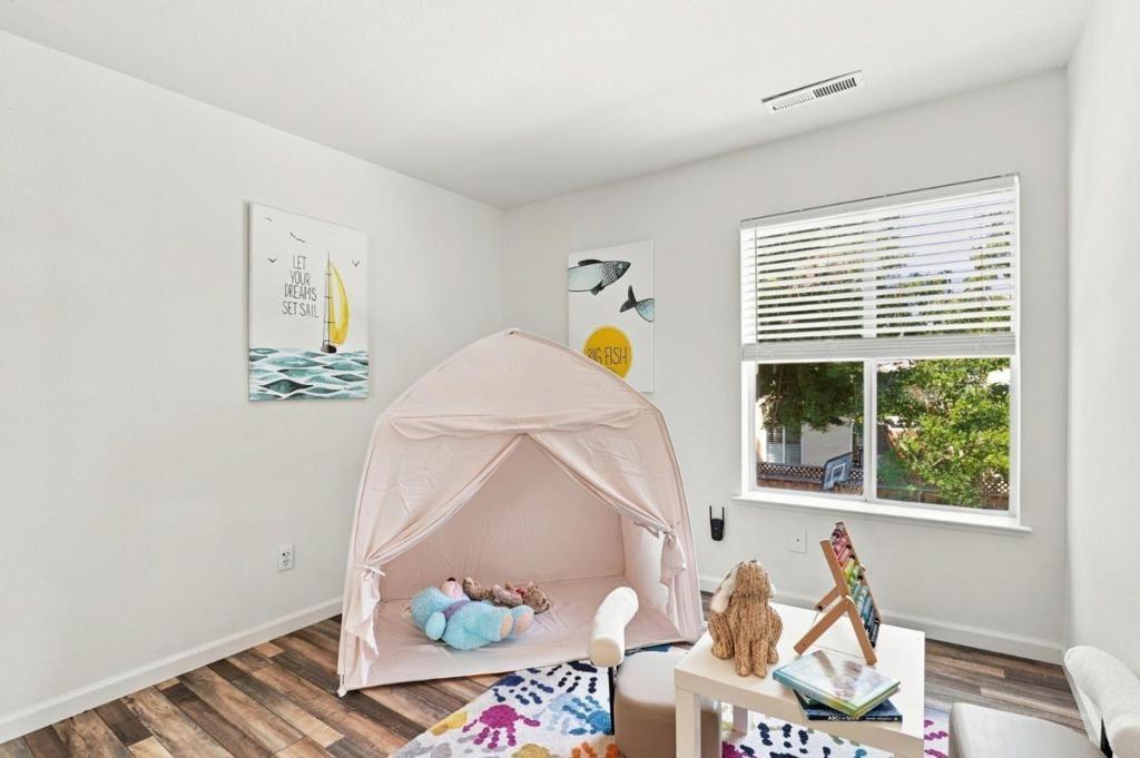 Peregrine Dr, Gilroy, CA 95020