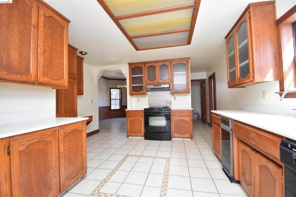 Viader Dr, Modesto, CA 95356