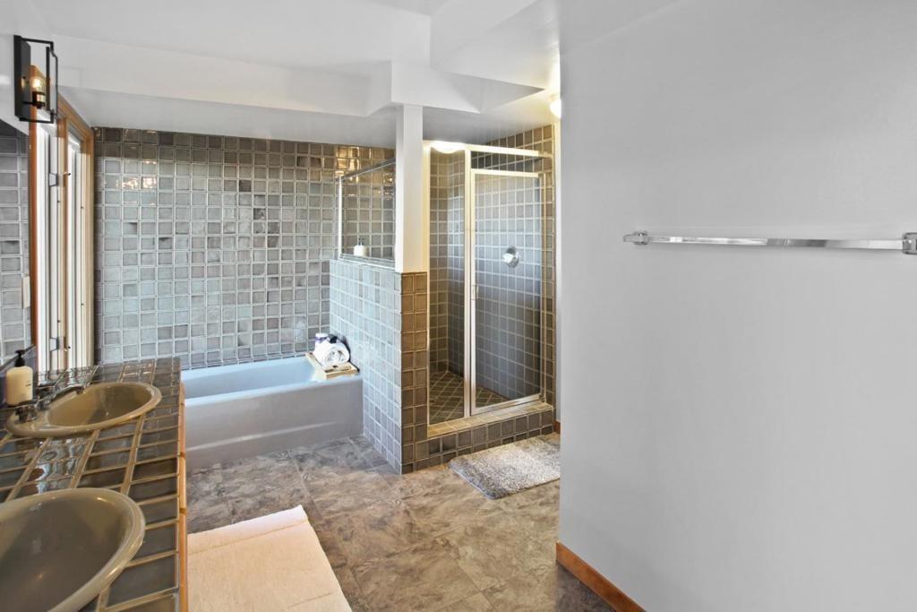Allen Rd, Redwood City, CA 94062