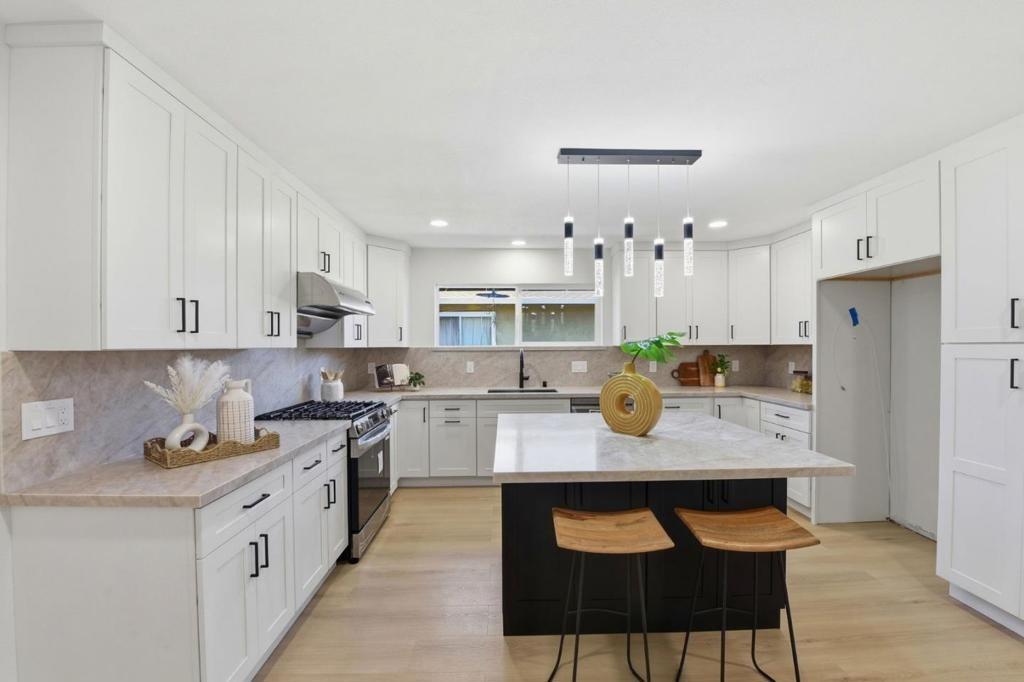 N 12th St, San Jose, CA 95112