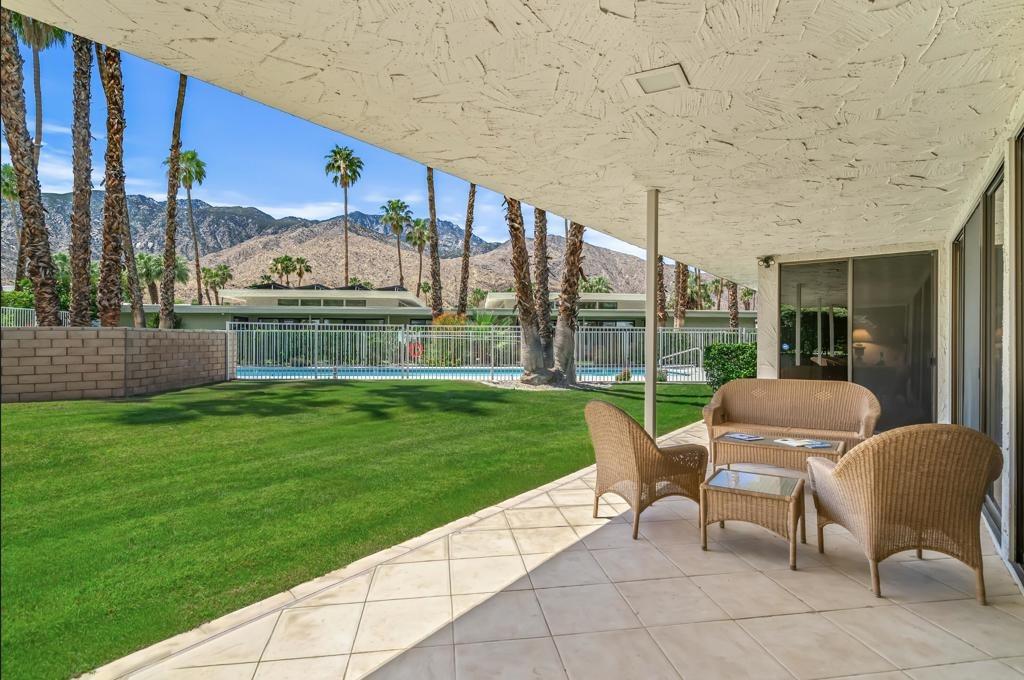 Toledo Cir, Palm Springs, CA 92264