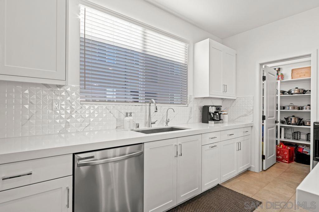 Abby Dr, Chula Vista, CA 91911
