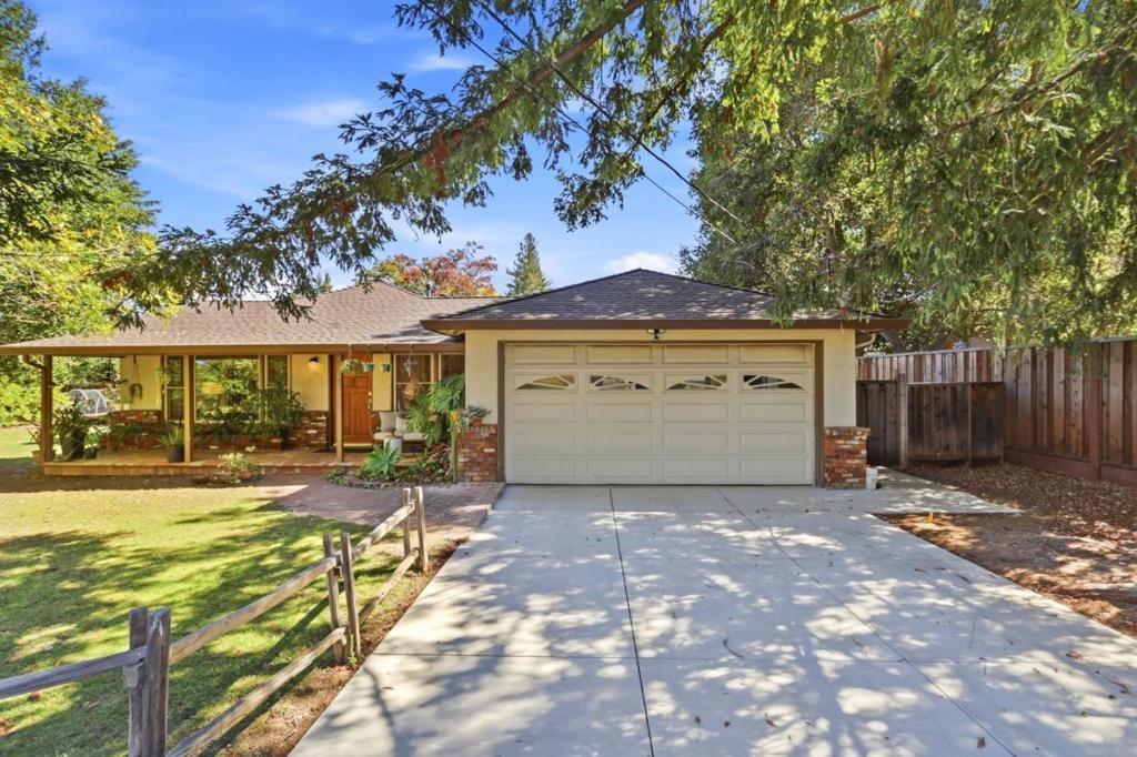Belden Dr, Los Altos, CA 94022