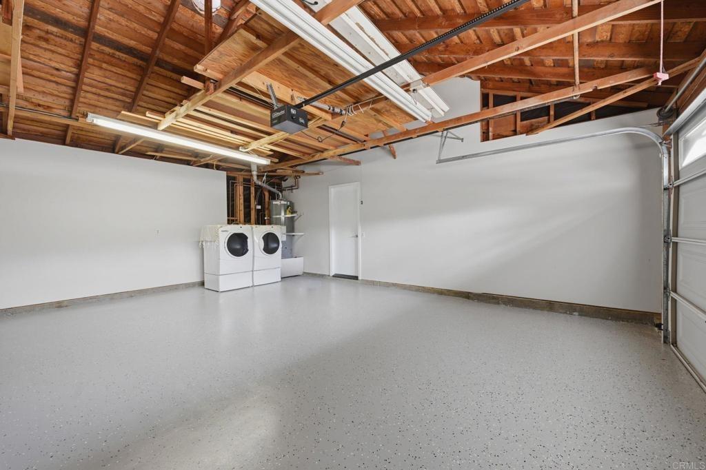 Blackhawk Cir, Vista, CA 92081