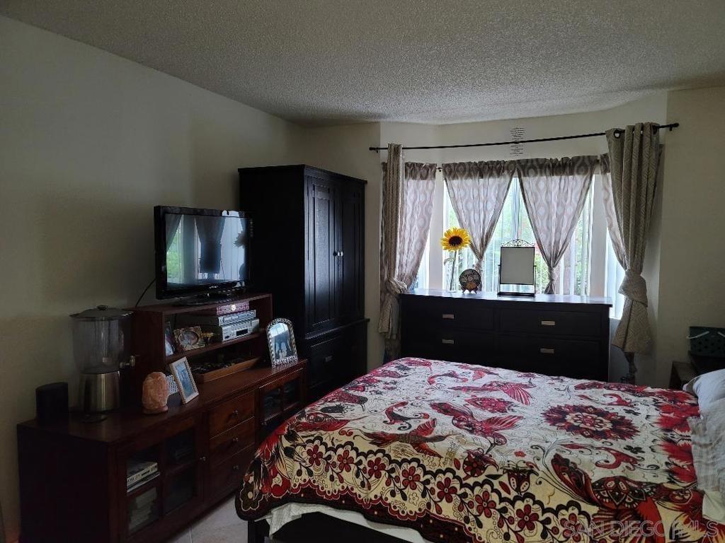 Brookstone Rd, Chula Vista, CA 91913