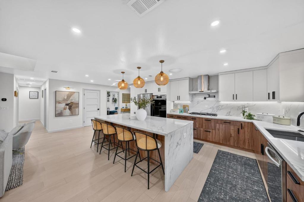 Forest Creek Ct, San Jose, CA 95129