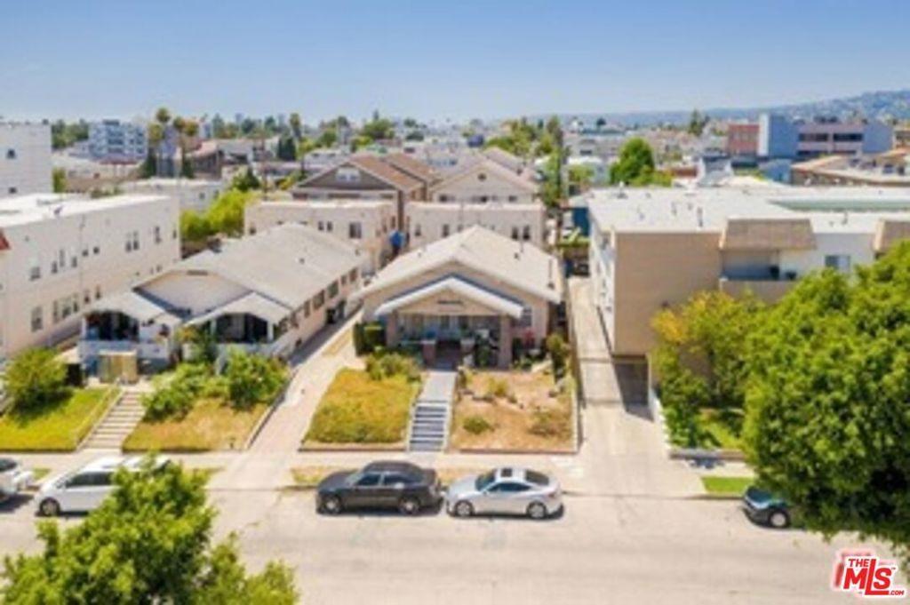 N Serrano Ave, Los Angeles, CA 90004