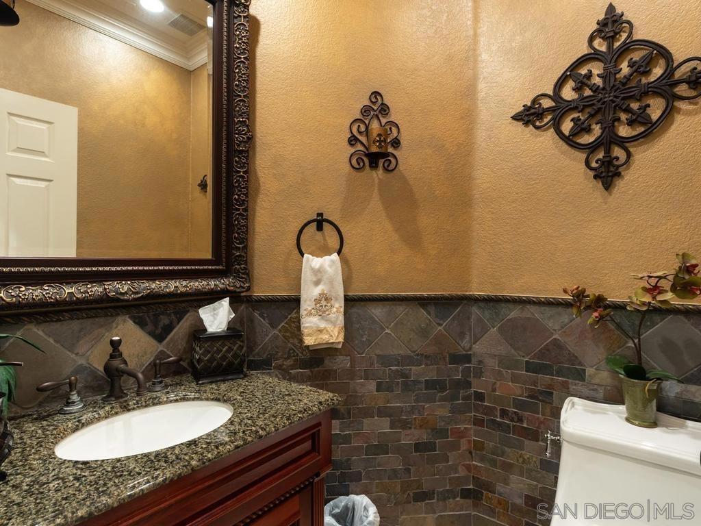 Palmetto Point Ct, Chula Vista, CA 91915