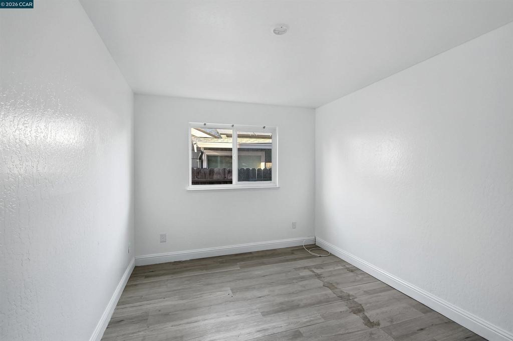 Seward Dr, Pittsburg, CA 94565