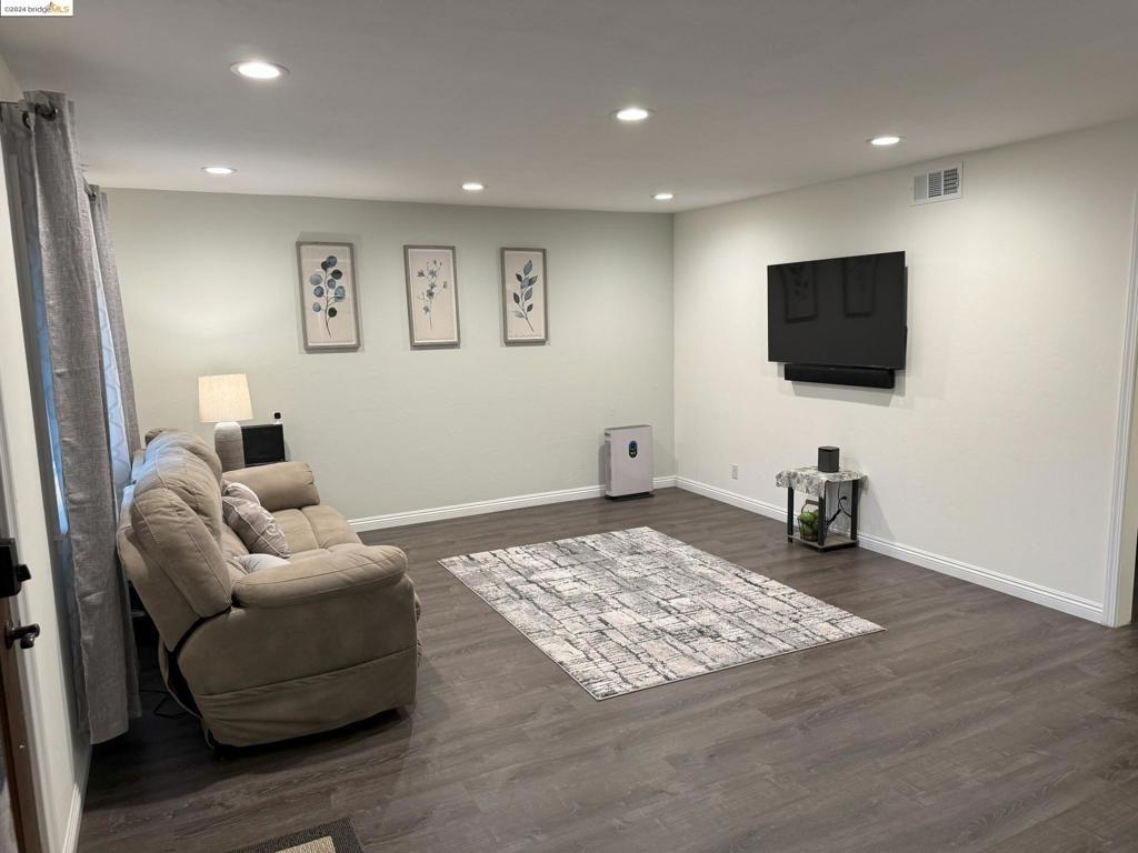 N 2nd St, Campbell, CA 95008