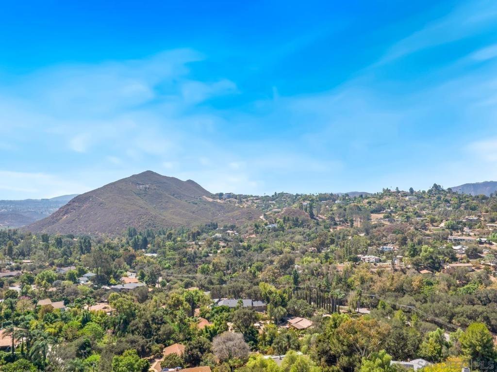 Calle De Malibu, Escondido, CA 92029