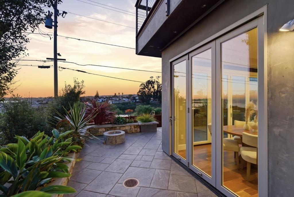 E Cliff Dr, Santa Cruz, CA 95062