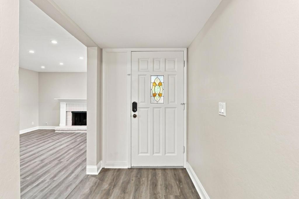 Gila Dr, San Jose, CA 95148