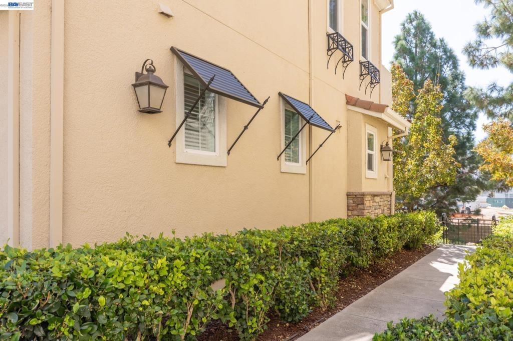Heligan Ln, Livermore, CA 94551