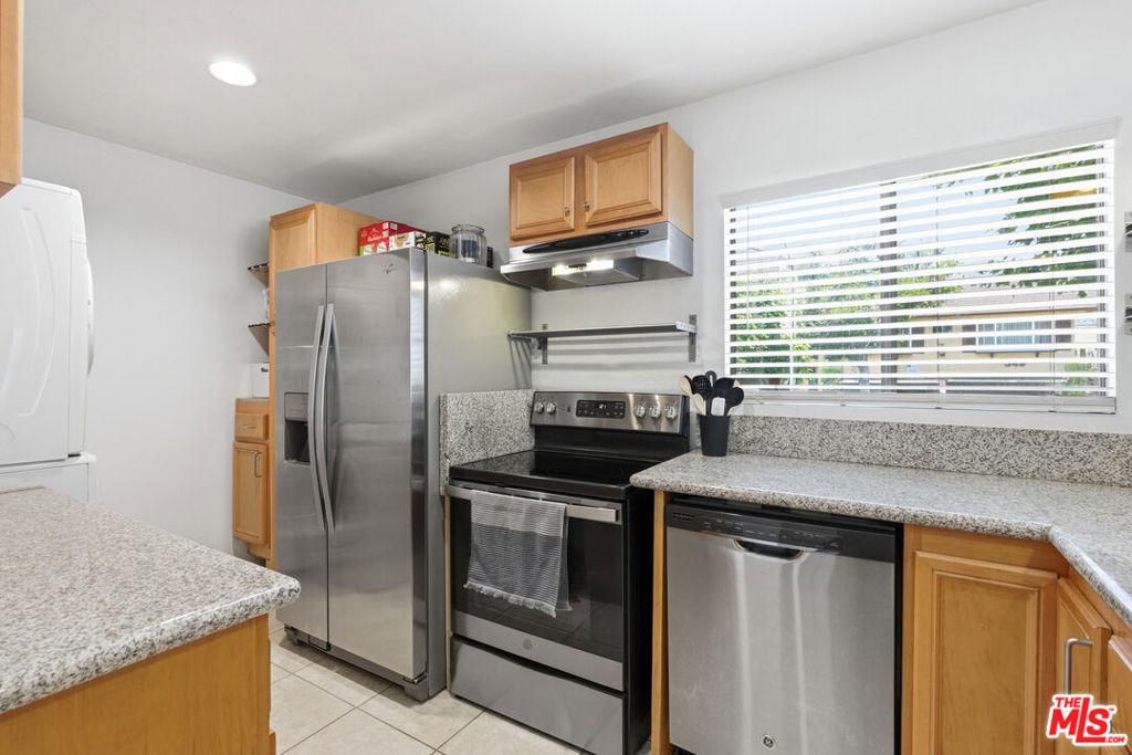 Burchett St, Glendale, CA 91203