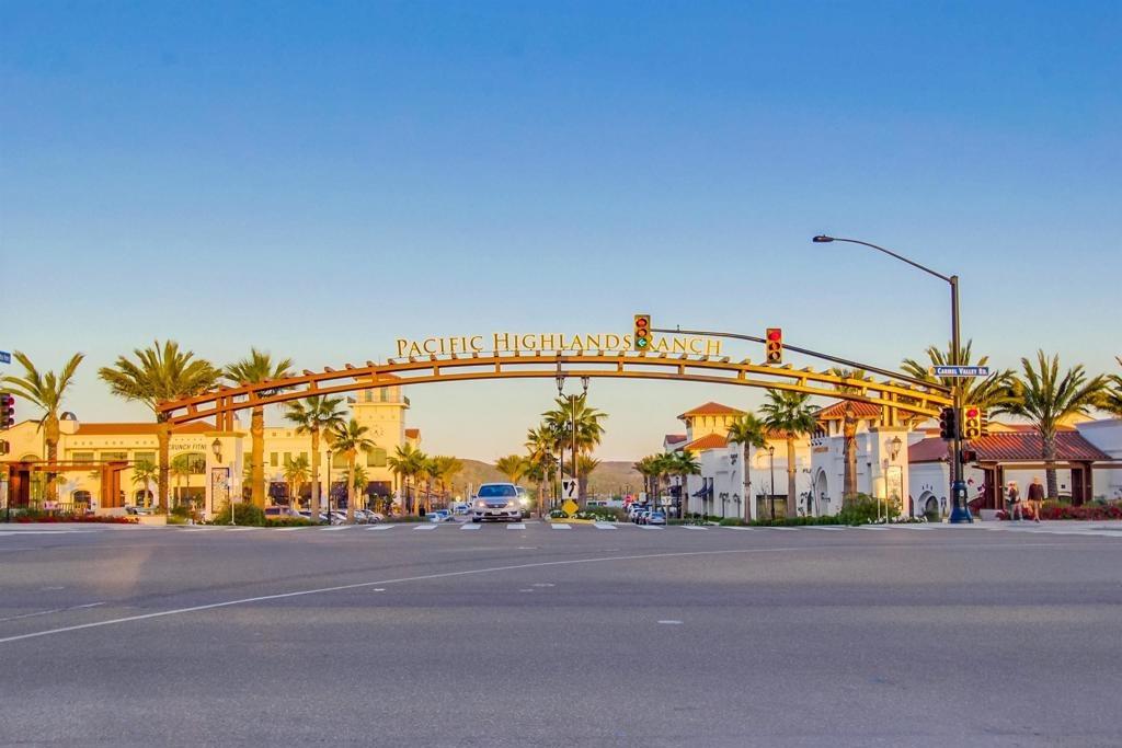 Peppergrass Creek Gate, San Diego, CA 92130