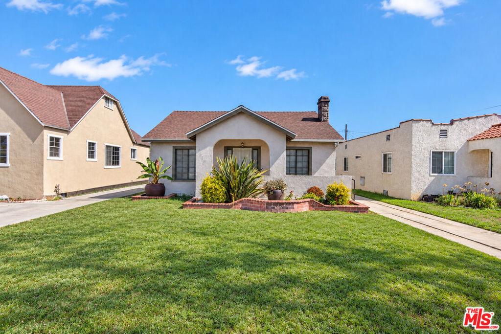 Eileen Ave, Los Angeles, CA 90043