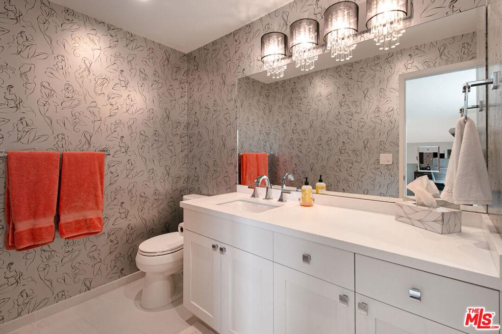 Fox Hills Dr, Los Angeles, CA 90064