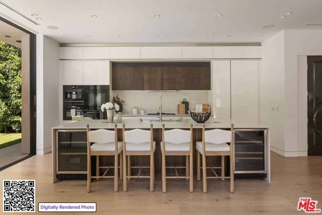 Coldwater Canyon Dr, Beverly Hills, CA 90210