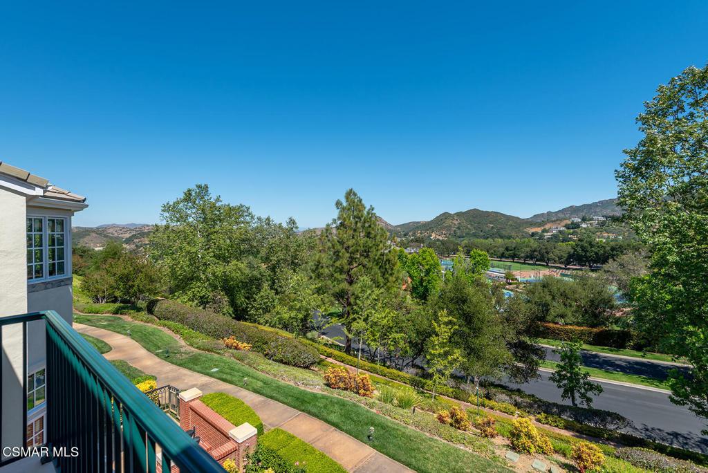 Swanfield Ct, Thousand Oaks, CA 91361