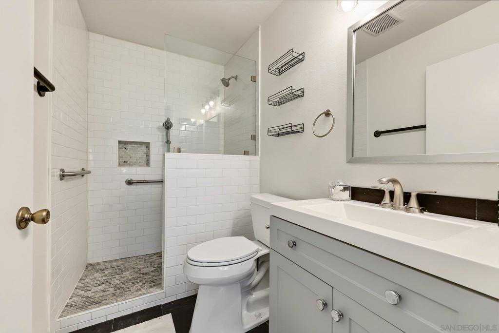 Park Dale Ln, Encinitas, CA 92024