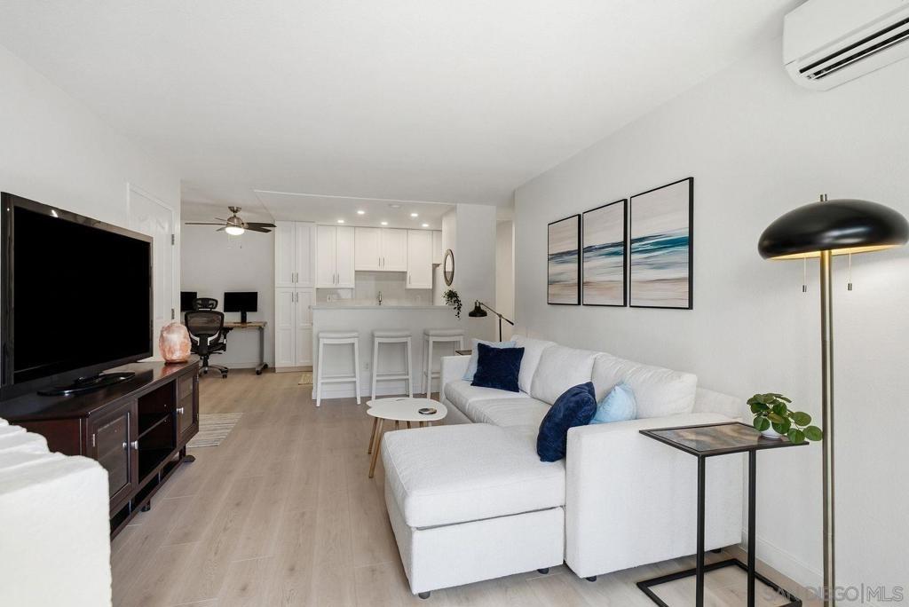 S El Camino Real, Encinitas, CA 92024