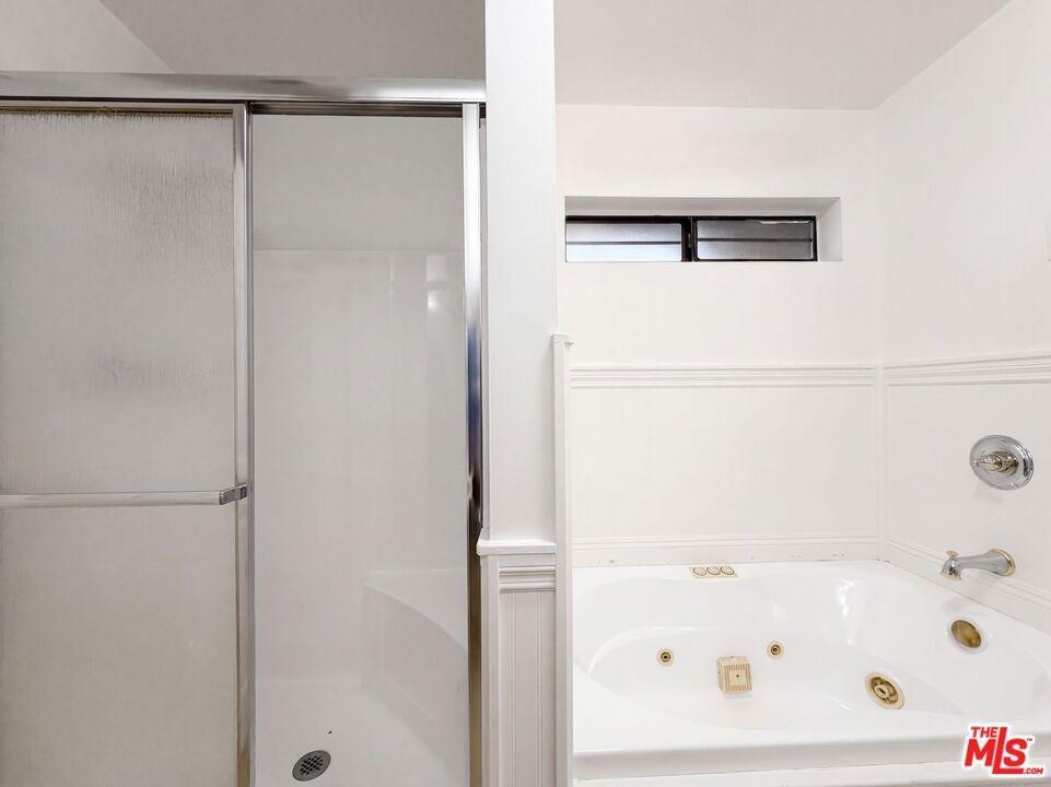 100th St W, Rosamond, CA 93560