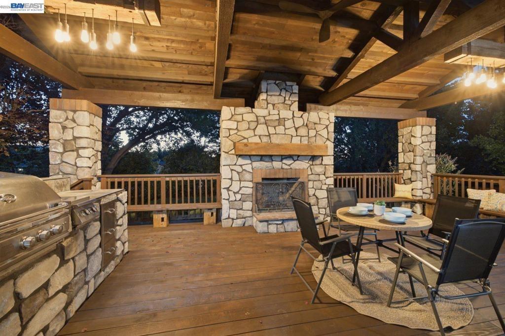 Amoroso Ct, Pleasanton, CA 94566