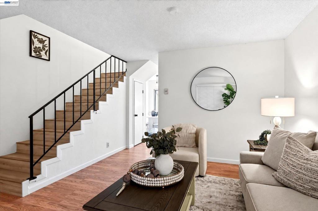 San Antonio Ave, Alameda, CA 94501