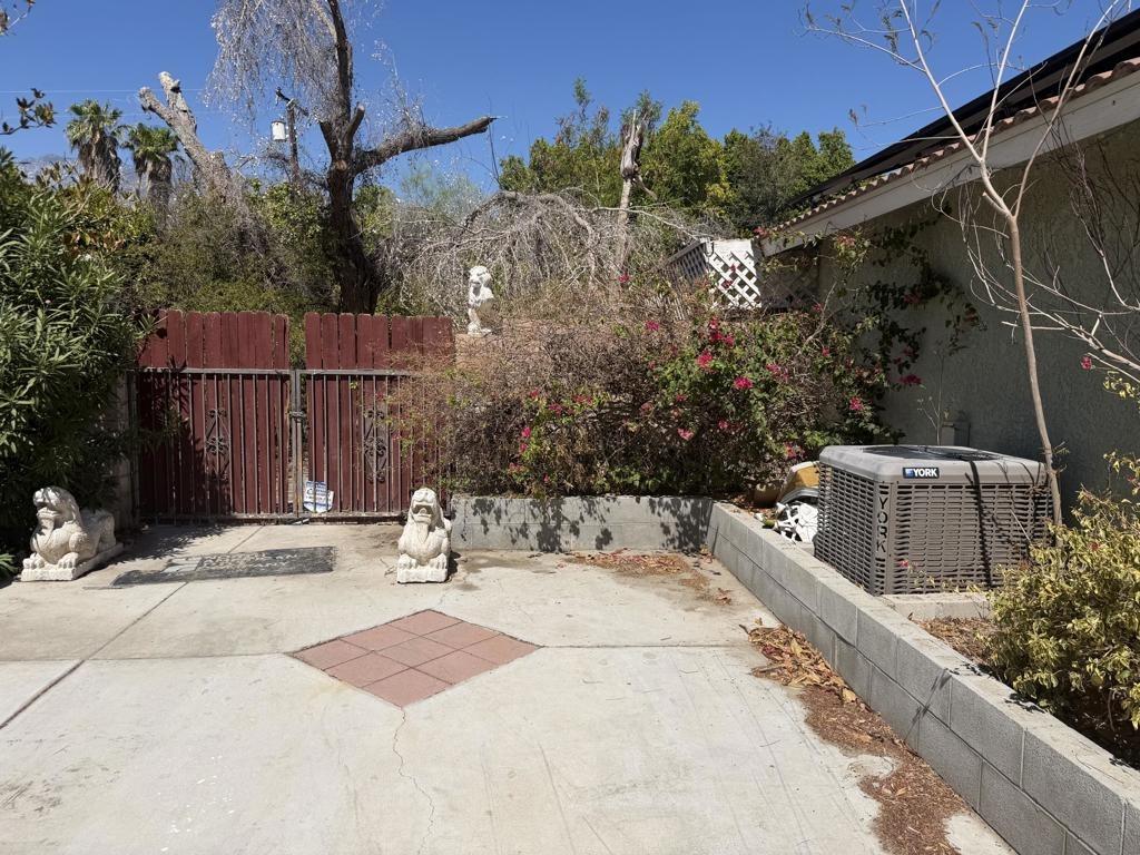 N Farrell Dr, Palm Springs, CA 92262