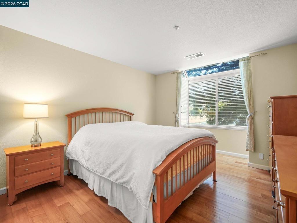 Walden Rd, Walnut Creek, CA 94597